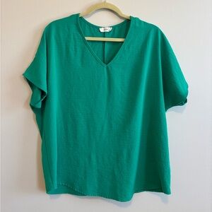 entro Emerald Green V-Neck Short Sleeve Top